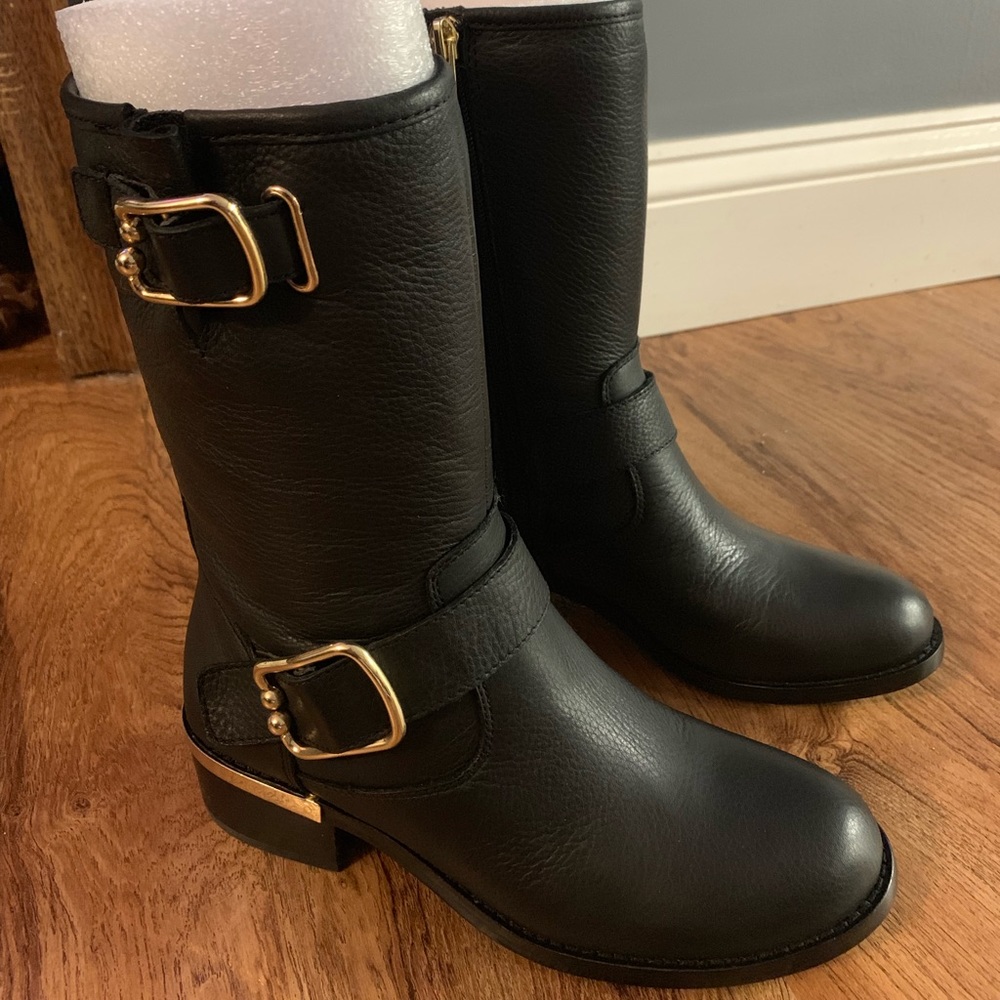 New in Box Vince Camuto Black Leather Boots 7.5